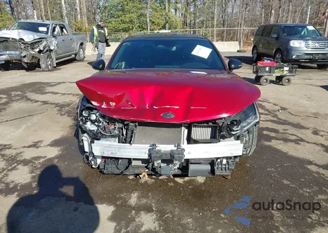 2021 Kia K5 Gt-Line z USA, uszkodzony, nr VIN 5XXG64J28MG029349